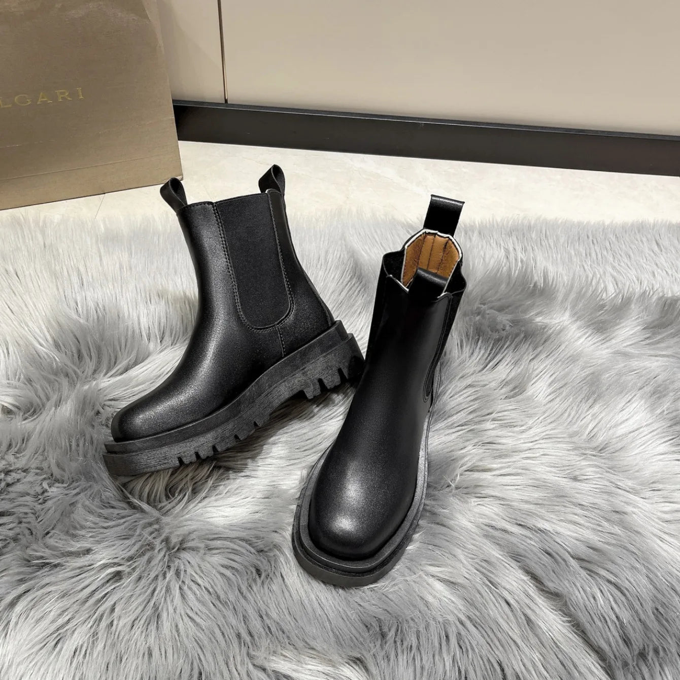 Bota chelsea feminina