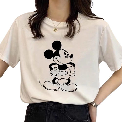 Camiseta branca feminina com estampa estilo vintage