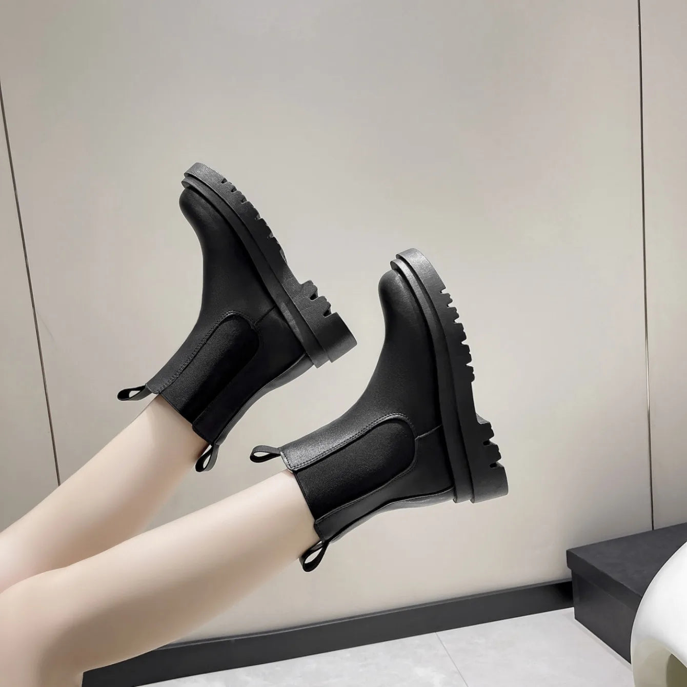 Bota chelsea feminina