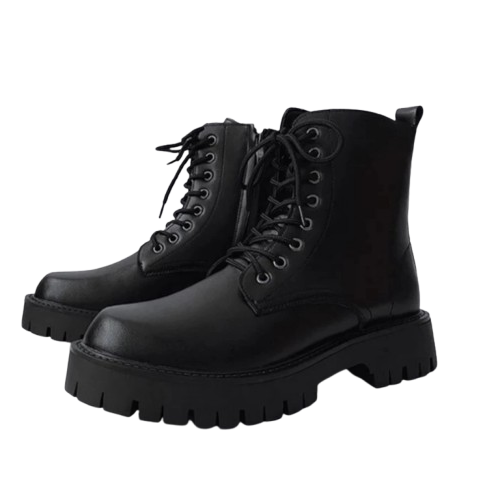 Bota masculina de cano alto com sola grossa