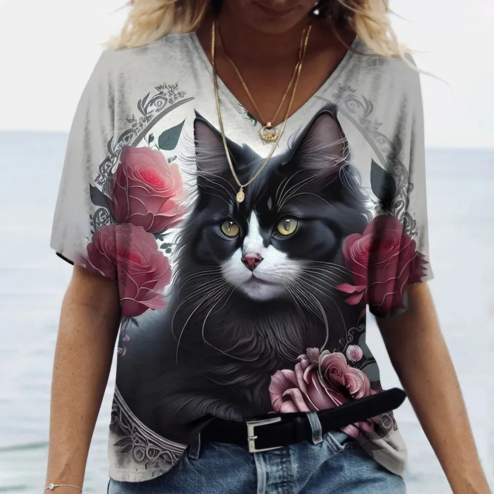 Camiseta gola v com estampa de gato