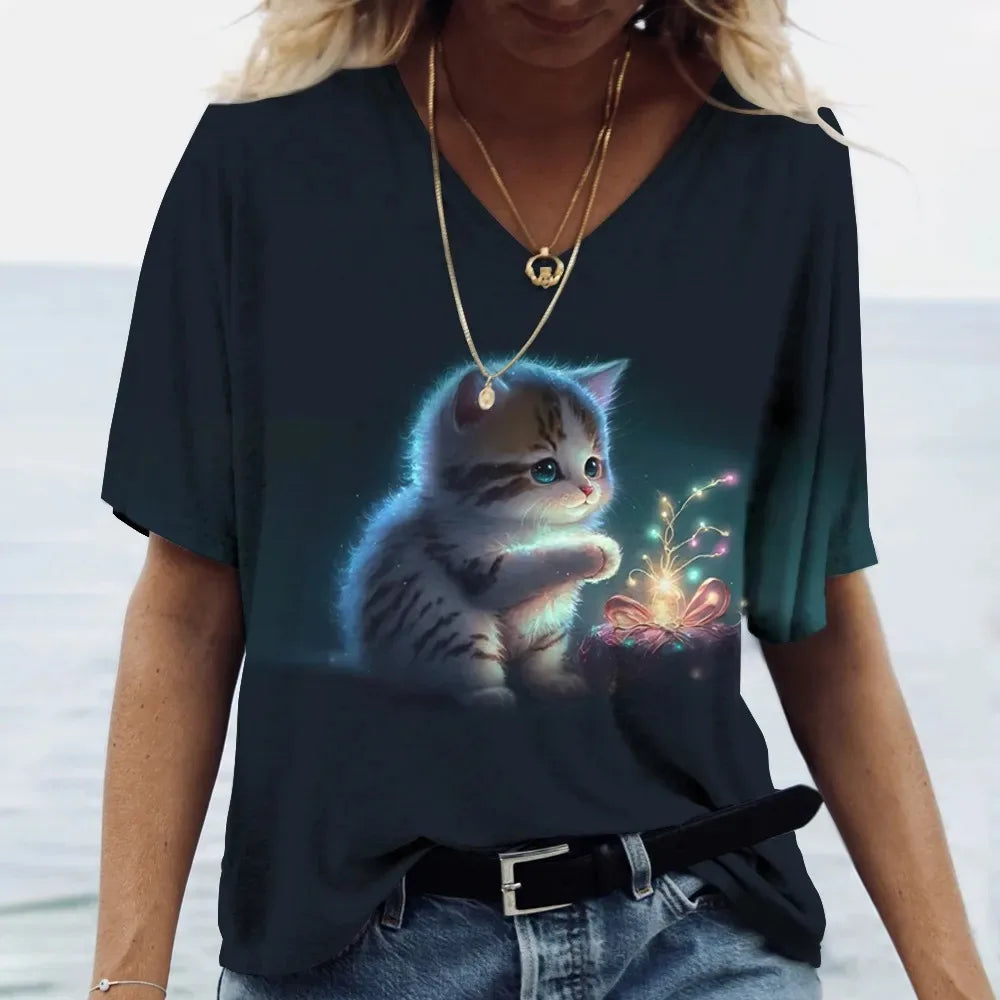 Camiseta gola v com estampa de gato