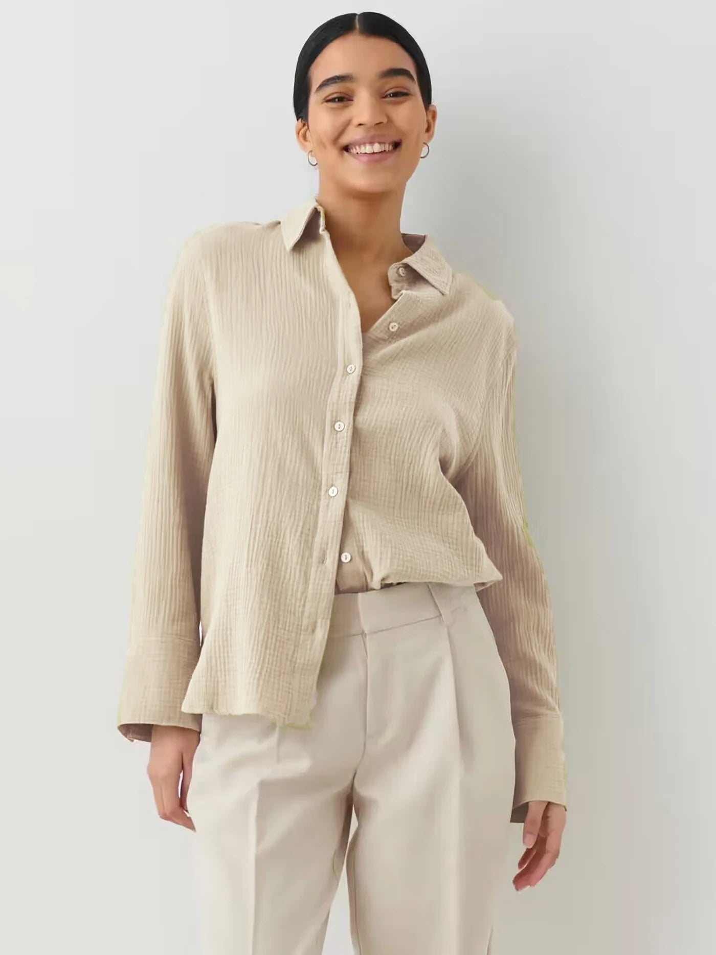 Camisa feminina de algodão manga longa e solta