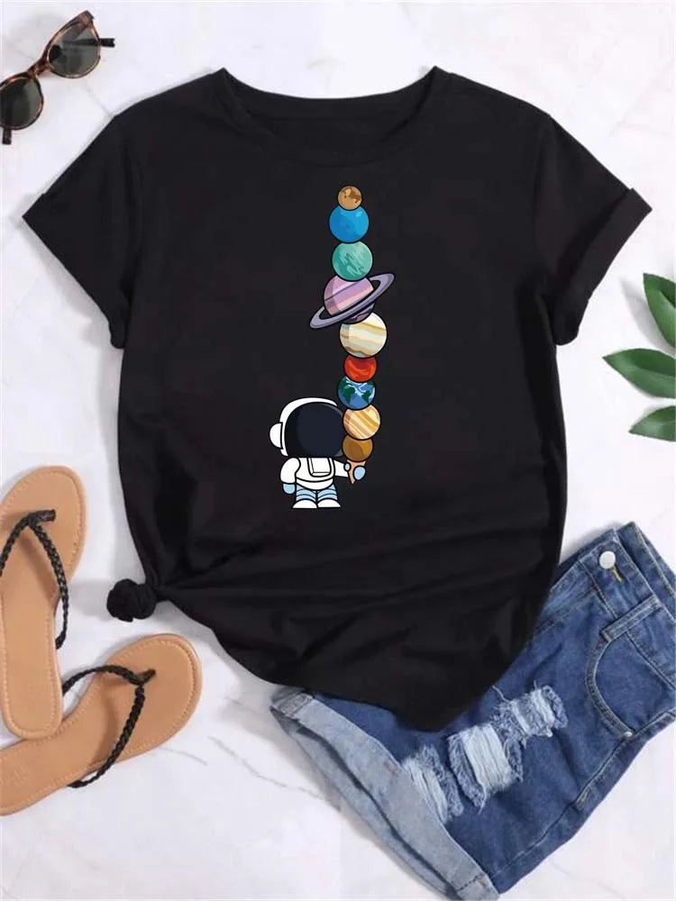 Camiseta feminina estampa planetas moda casual